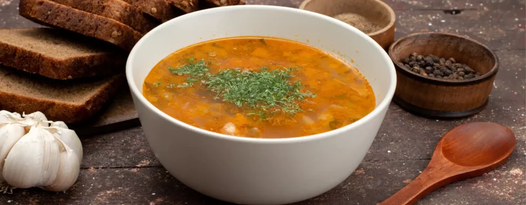 Sopa de Habas con Nopales